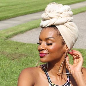 Meet your Posher, Empresslah